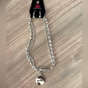 Paparazzi small silver earring and necklace set. (“Grandma” on necklace)